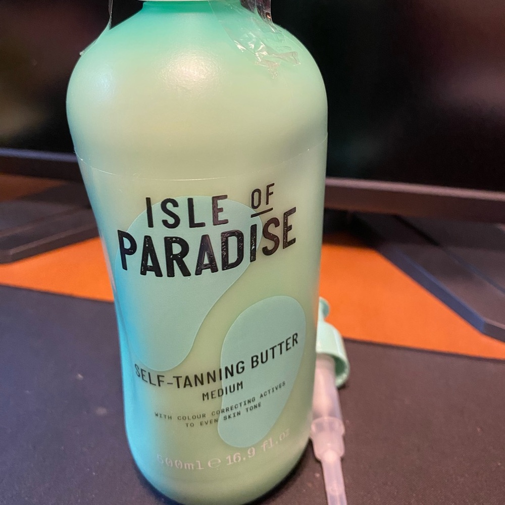 Isle of Paradise Self-Tanning Butter